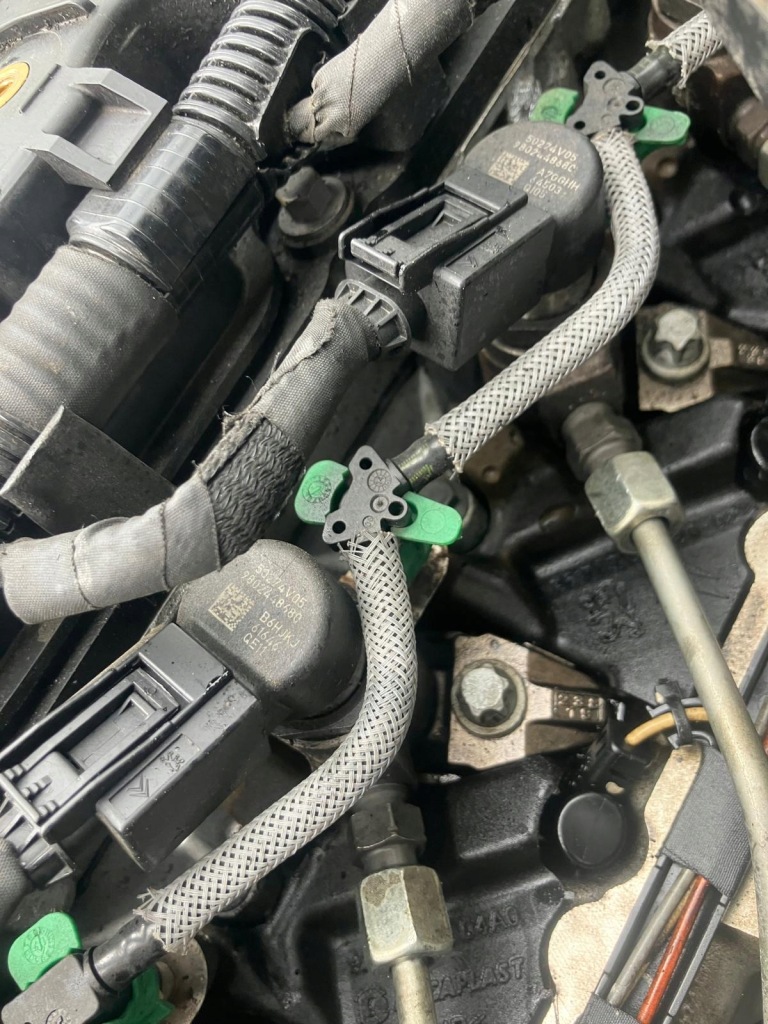 Moteur 9HC (DV6C) — vue 3