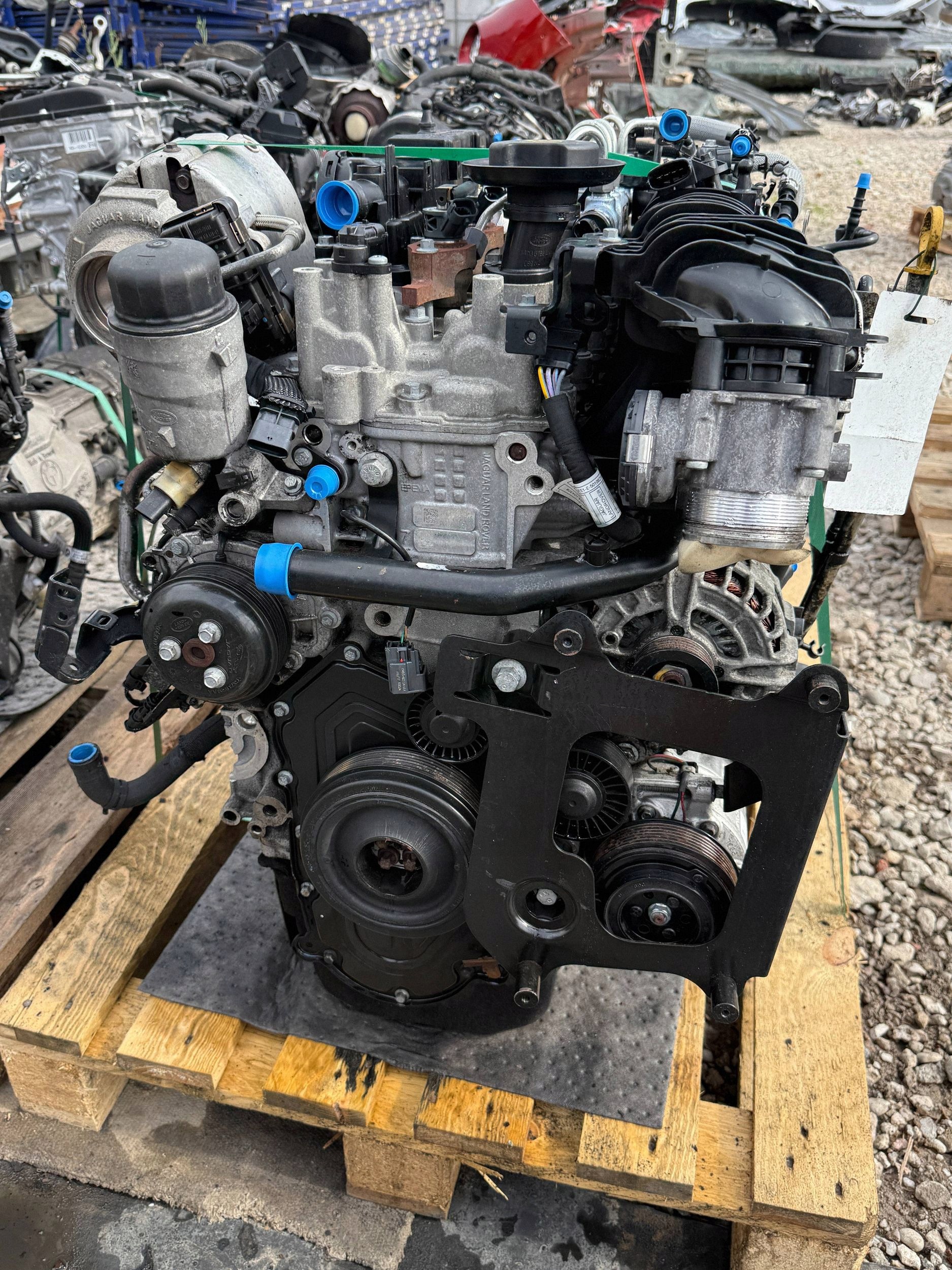 Moteur 204DTA(AJ20D4) - Image 1
