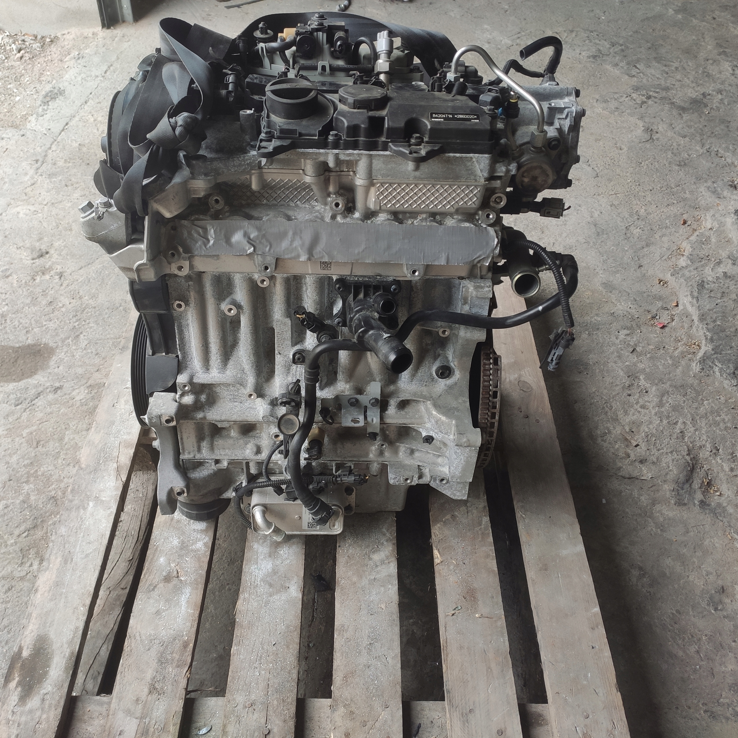 Moteur B 4204 T14 - Image 1