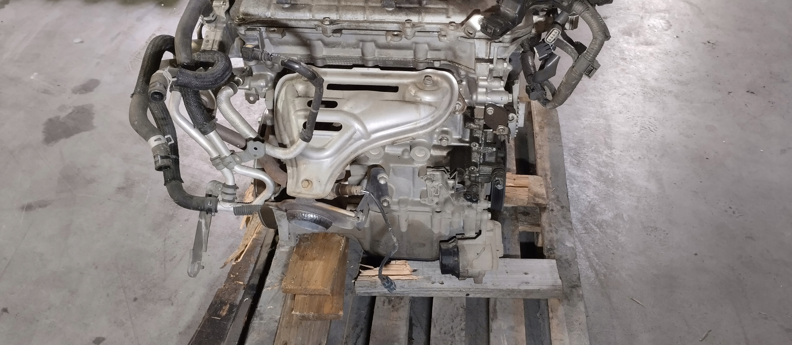 Moteur 2ZR-FXE — vue 4