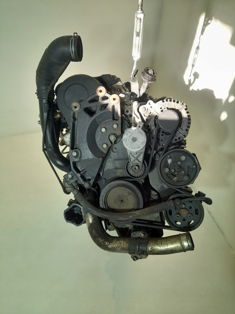 Moteur AUY — vue 5