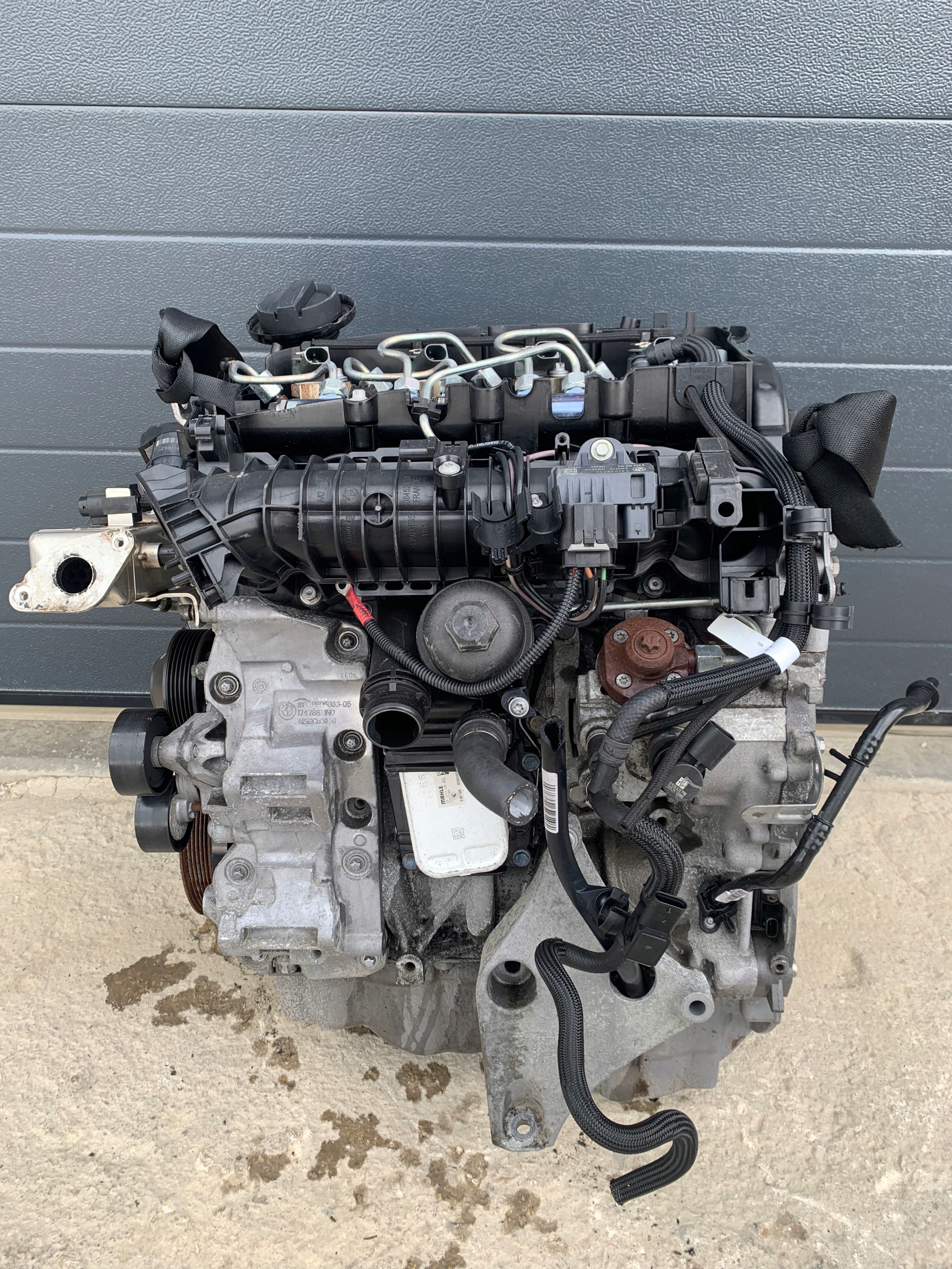 Moteur N47 D20 C — vue 1
