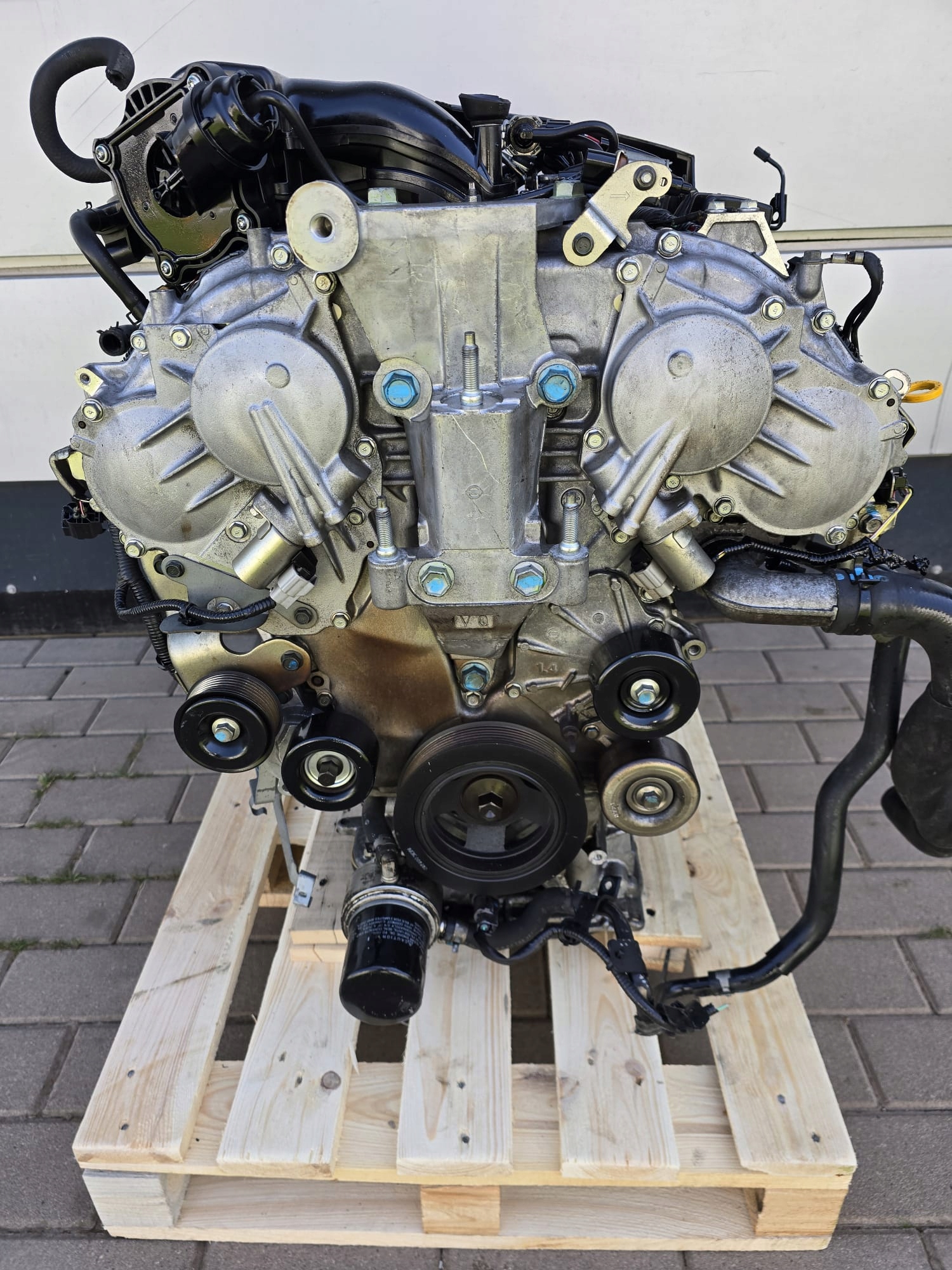 Moteur VQ35DE — vue 1