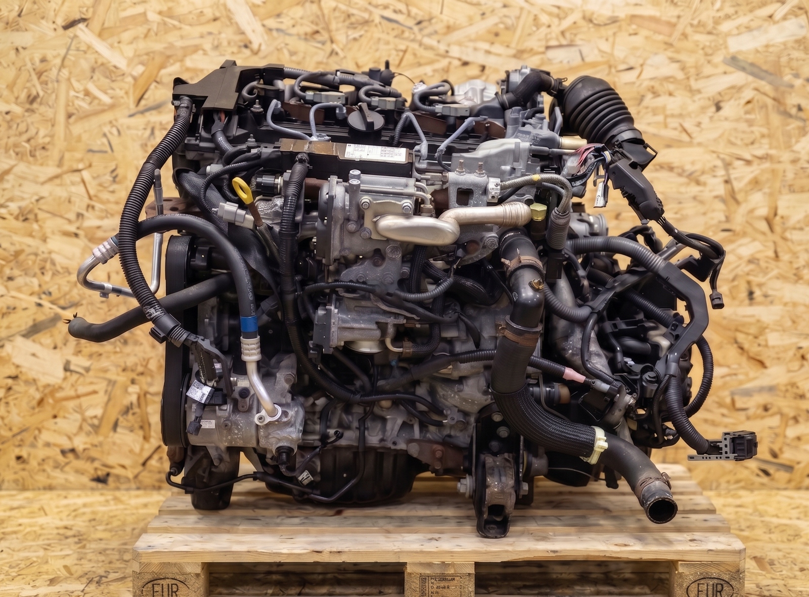 Moteur 1AD-FTV — vue 1