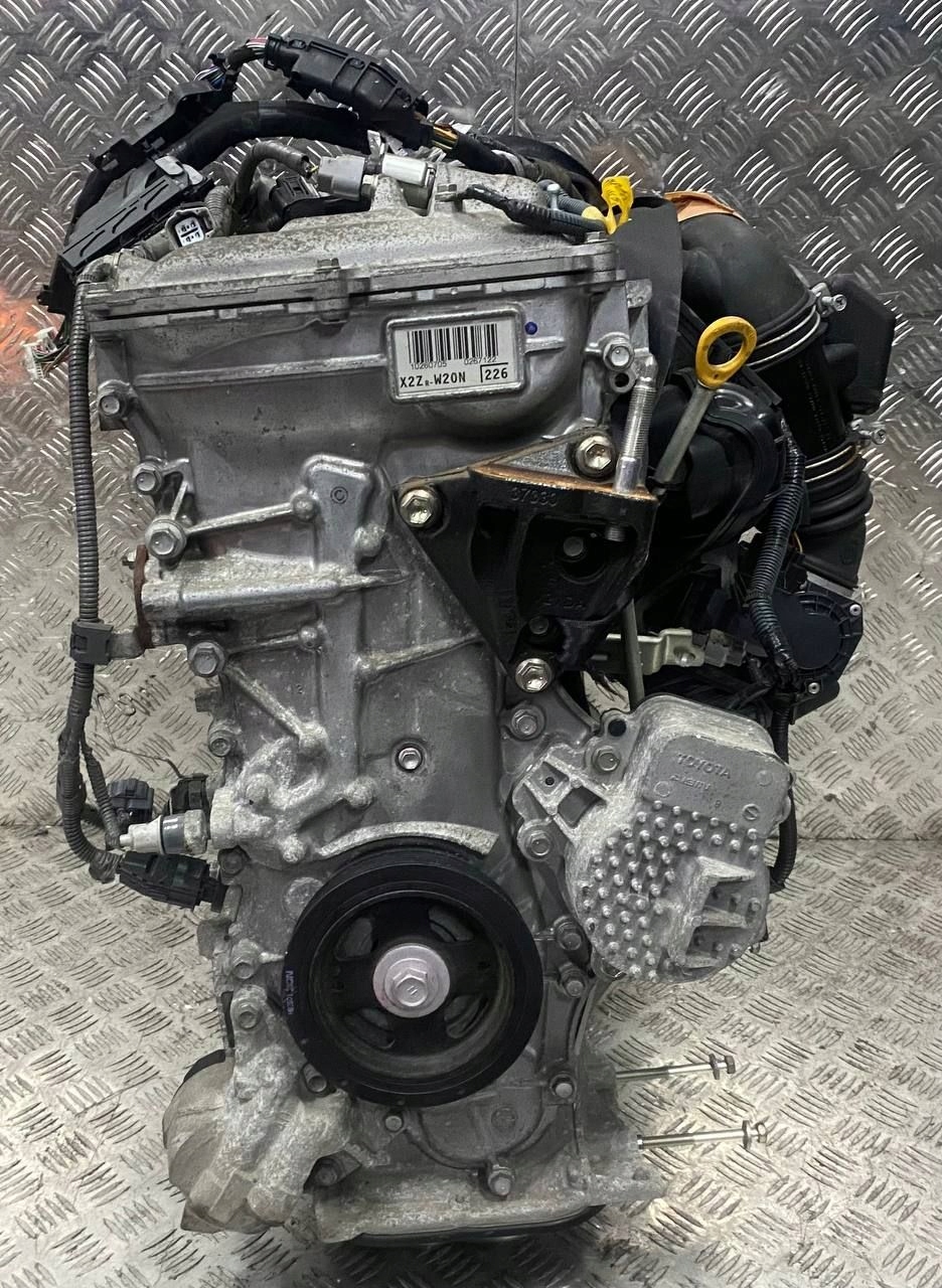 Moteur 2ZR-FXE — vue 1