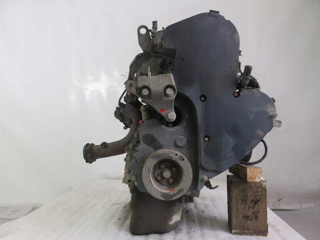 Moteur F1AE0481C — vue 3