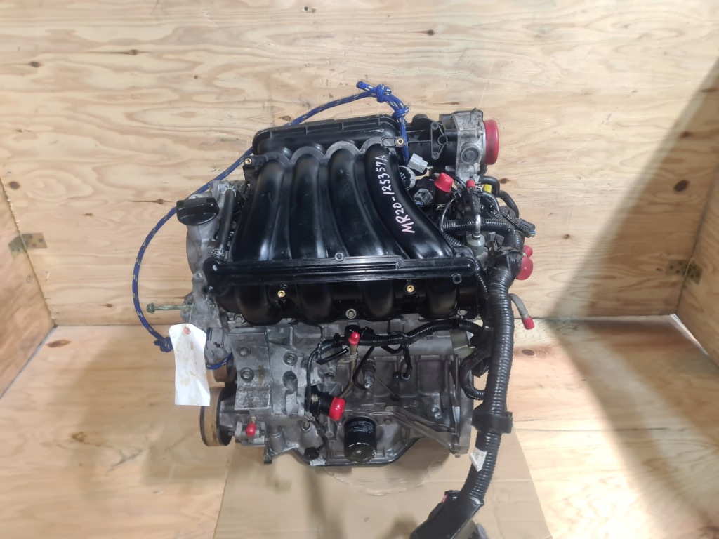 Moteur MR20DE — vue 1