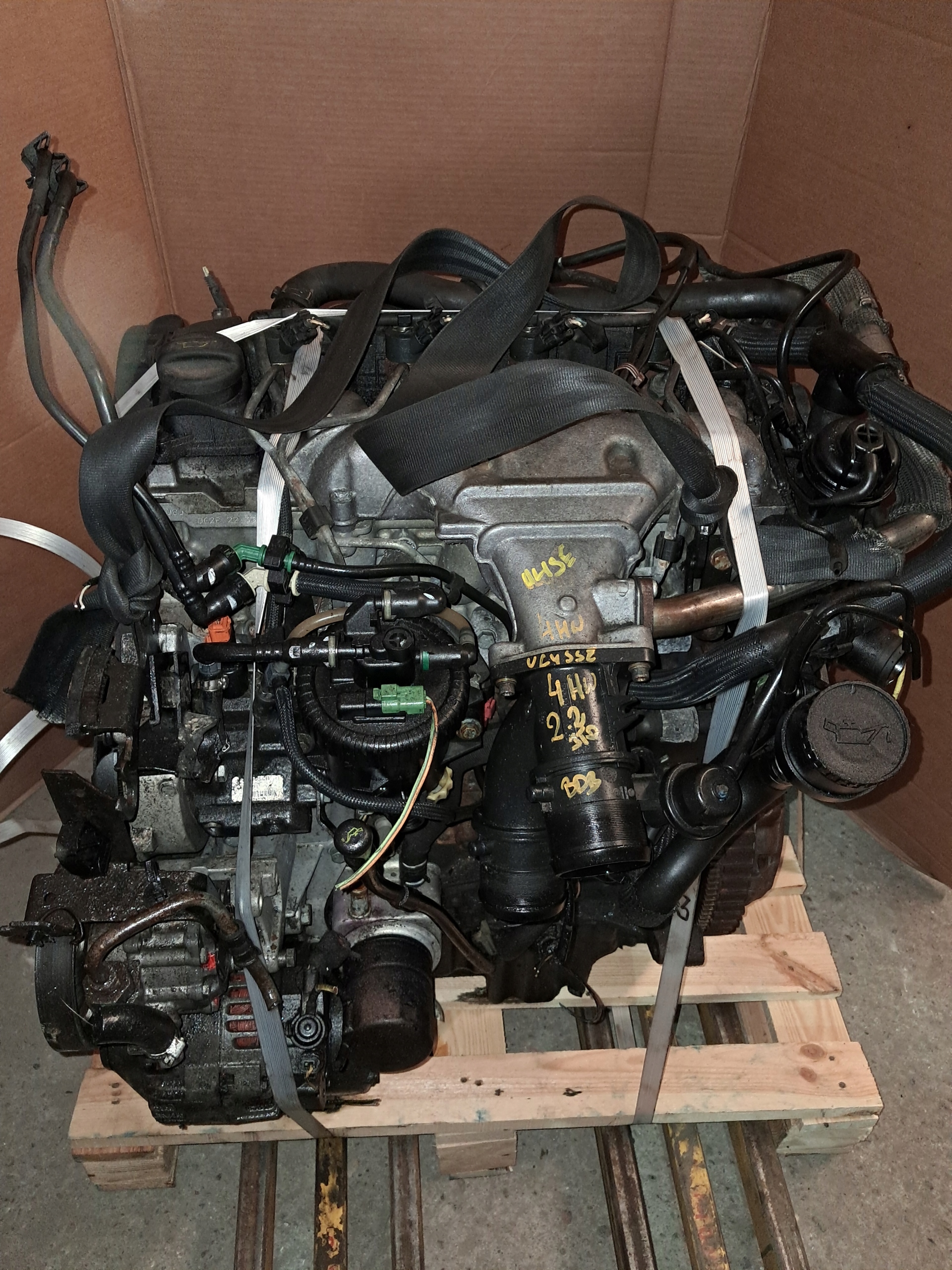 Moteur 4HW (DW12TED4) — vue 1