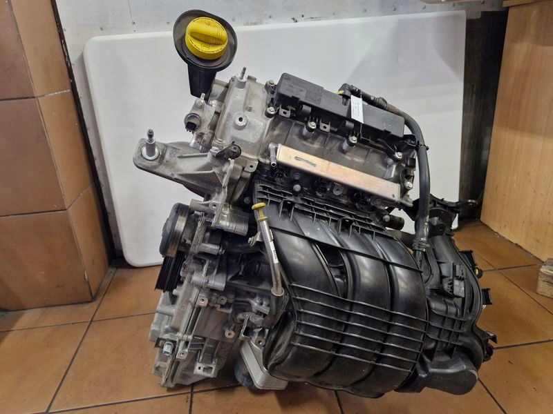 Moteur B4D 403 — vue 1
