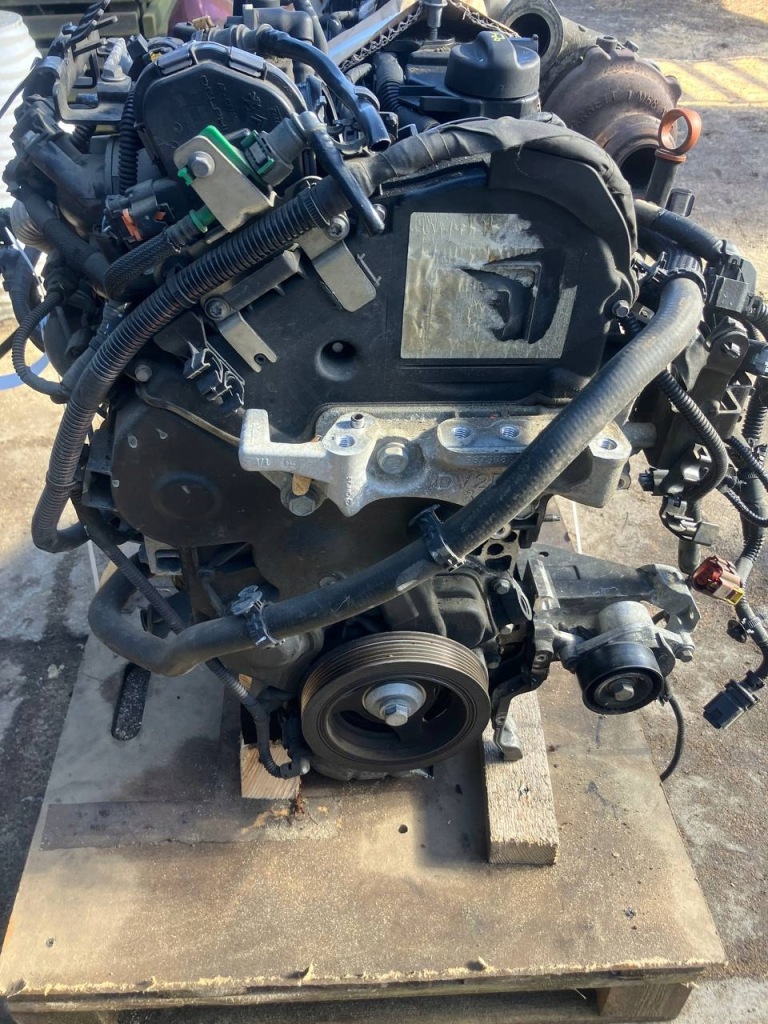 Moteur 9HC (DV6C) — vue 2