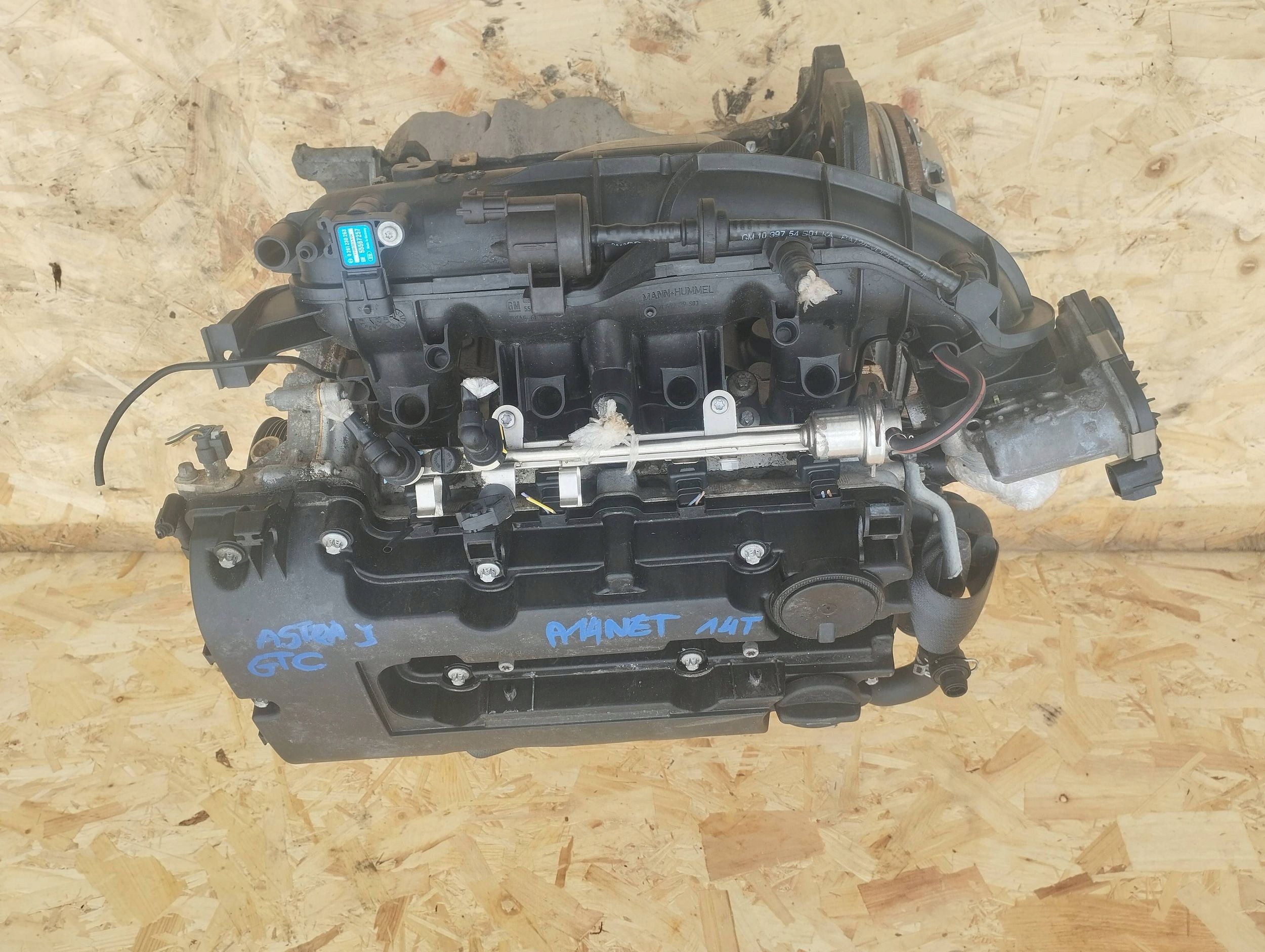 Moteur A 14 NET — vue 1