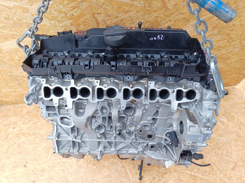 Moteur B57 D30 B — vue 3