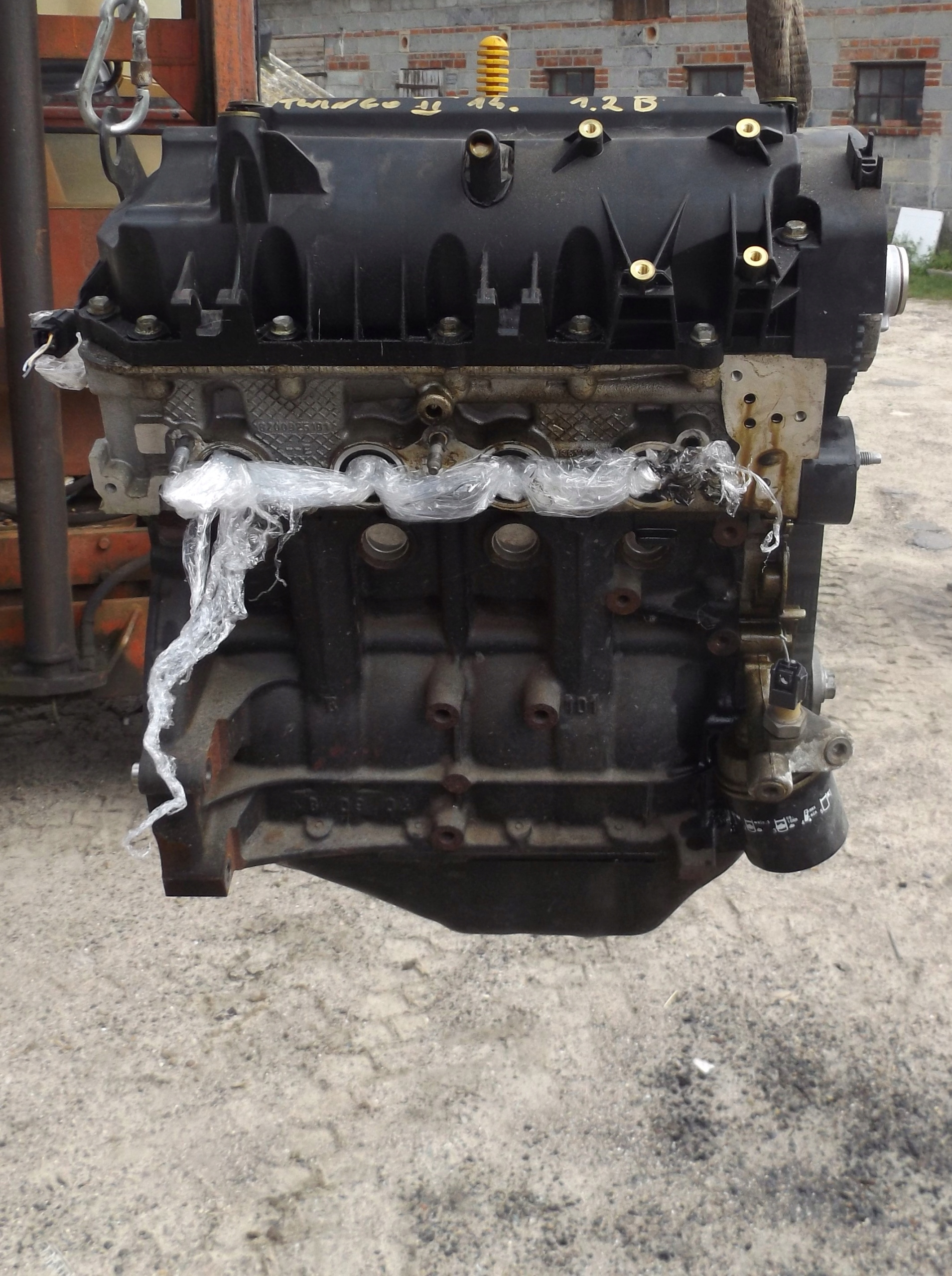 Moteur D4F 770 — vue 1