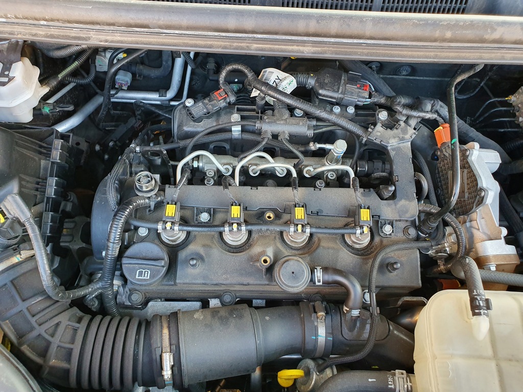 Moteur A 17 DTS — vue 1