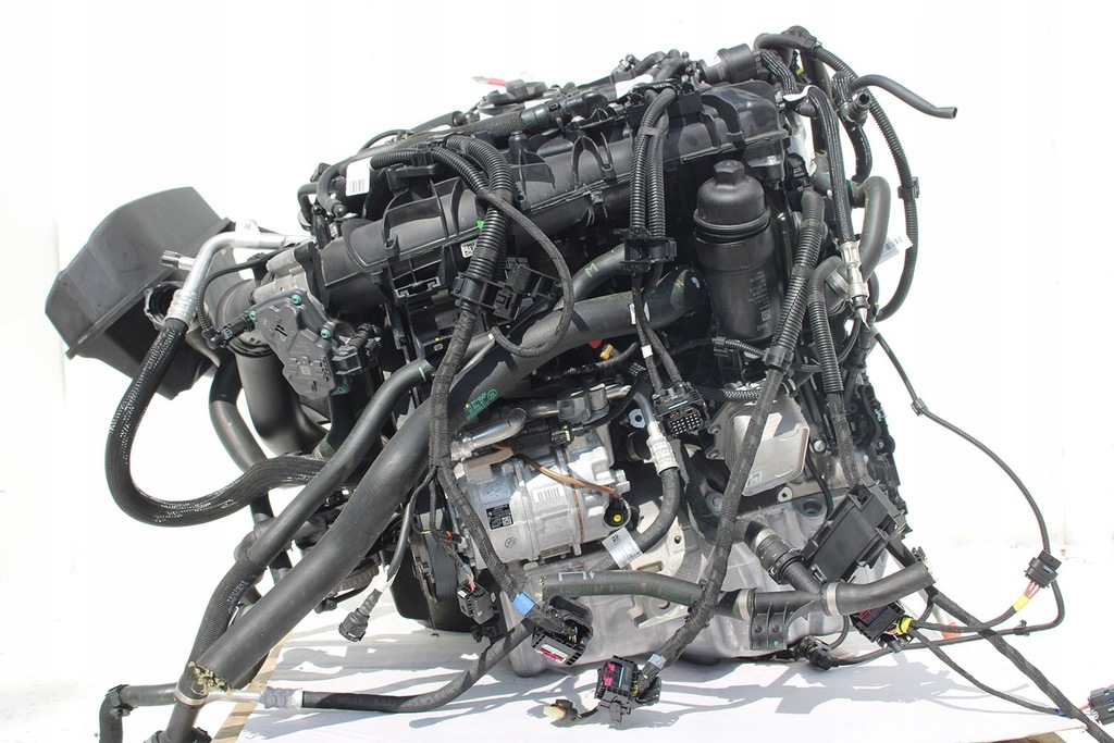 Moteur B48 B20 B — vue 1