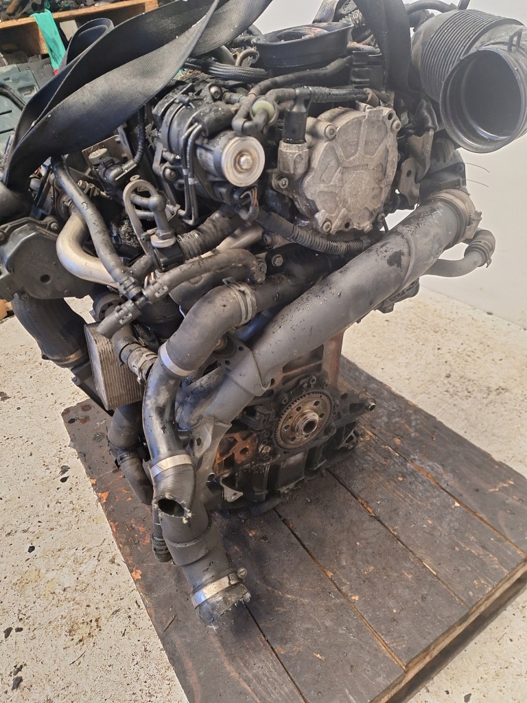 Moteur CAYB — vue 6