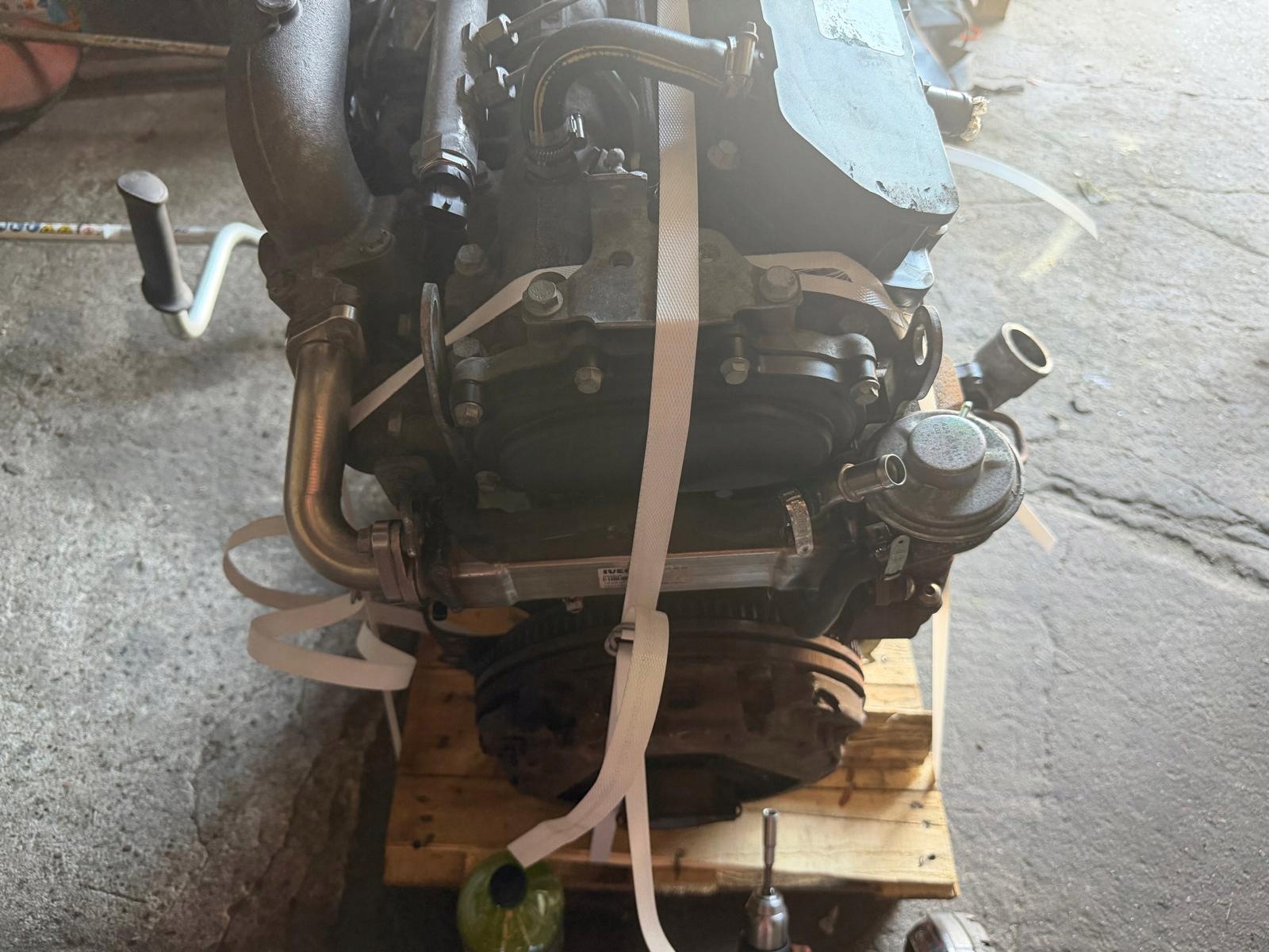 Moteur F1AE3481A - Image 1