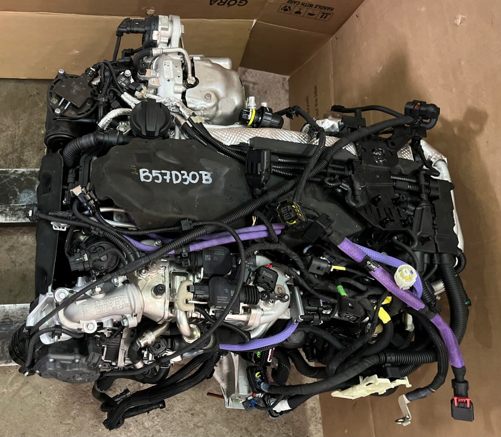 Moteur B57 D30 B — vue 3