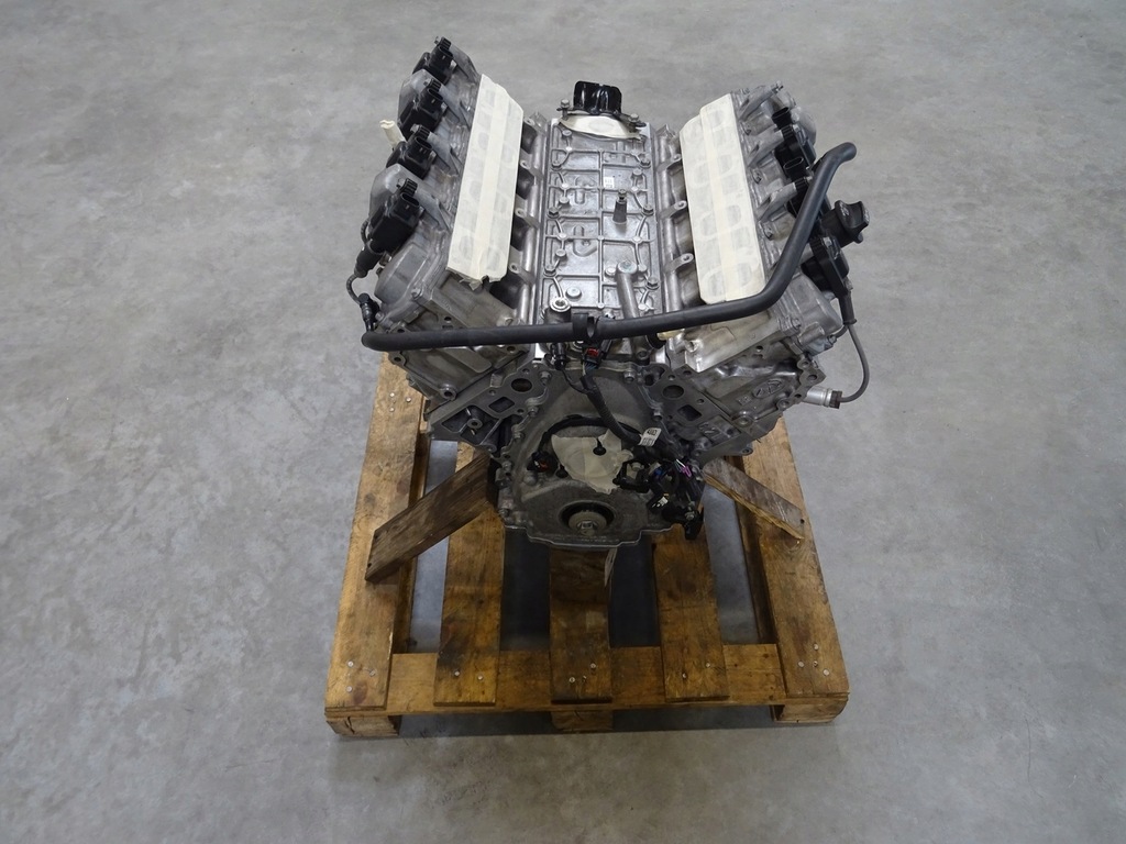 Moteur LT4(376CUV8) — vue 2