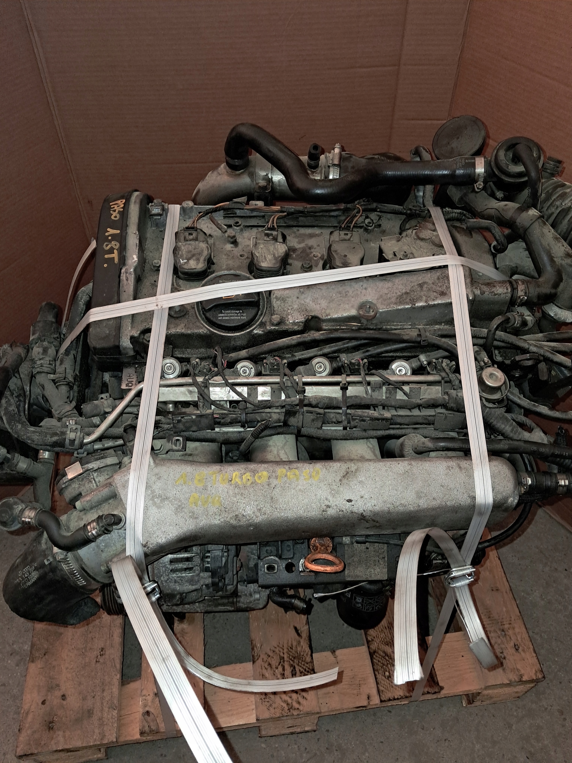 Moteur AUQ — vue 1