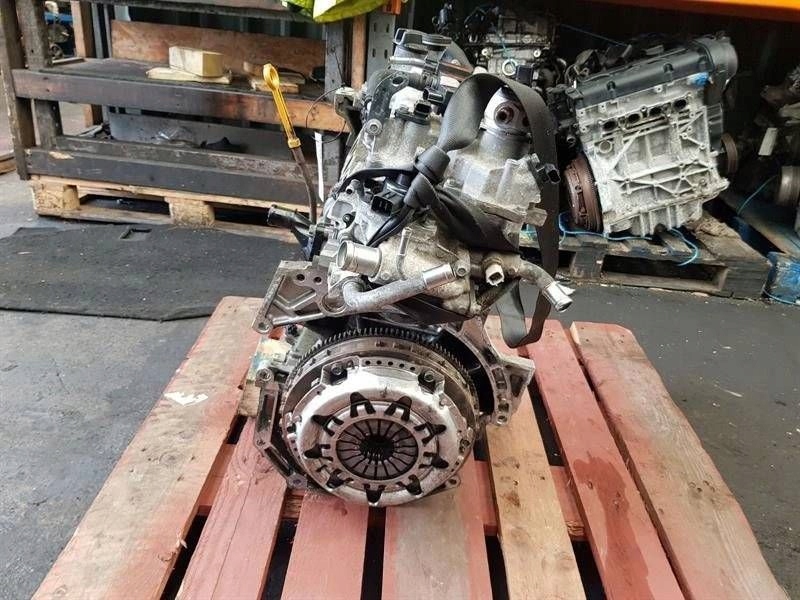 Moteur HR12DE — vue 4