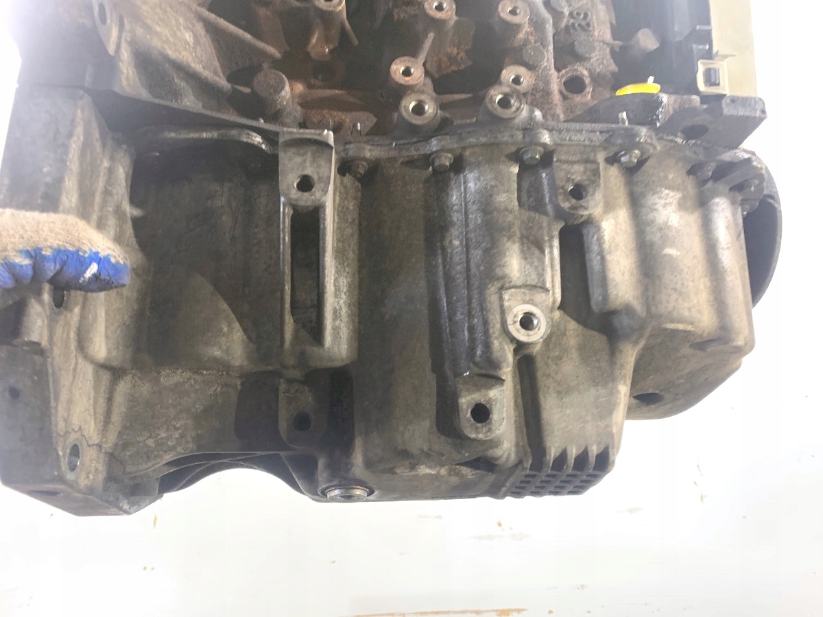 Moteur OM 607.951 (K9K) — vue 4