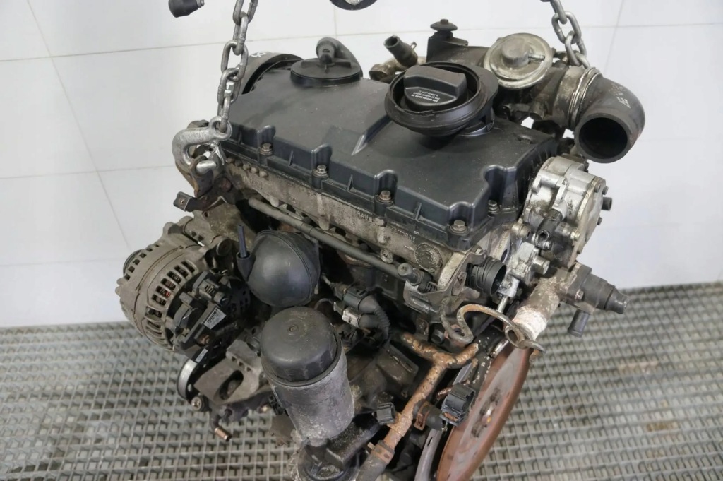 Moteur AUY — vue 4