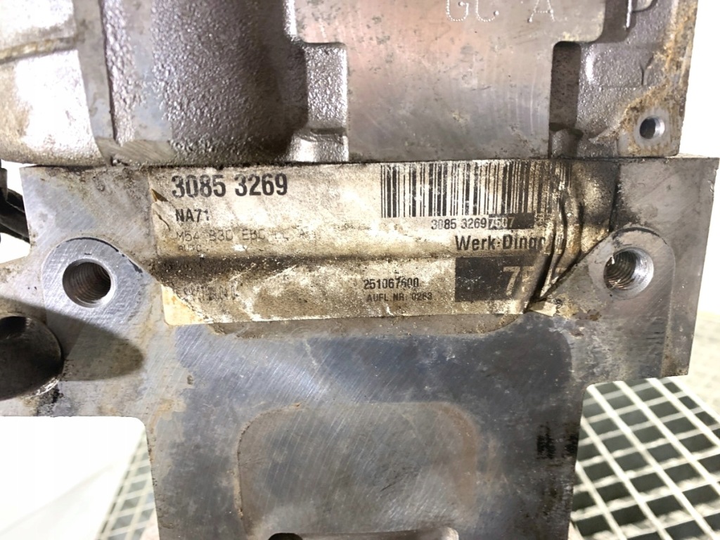 Moteur M54 B30 (306S3) — vue 5