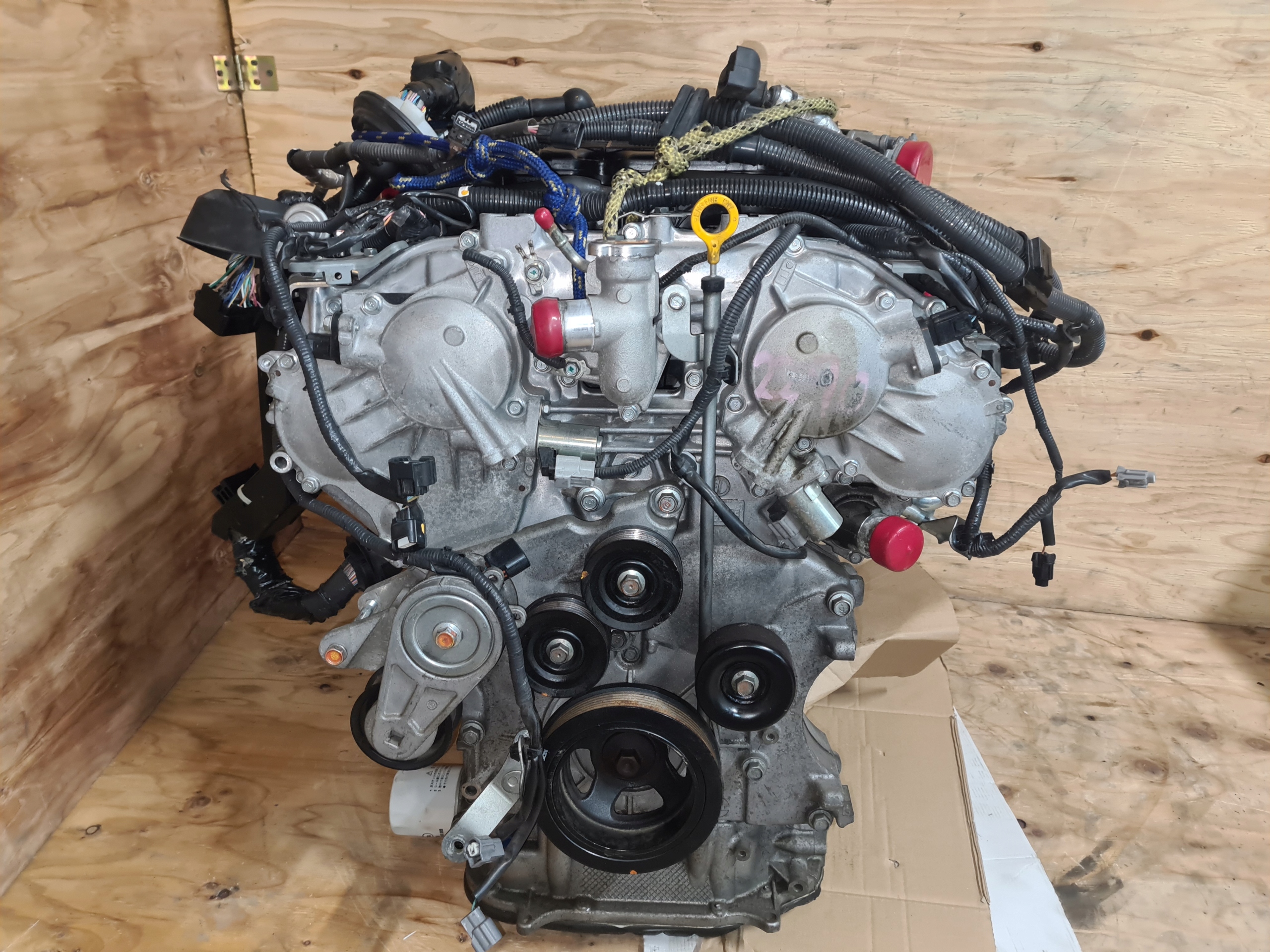 Moteur VQ37VHR — vue 1