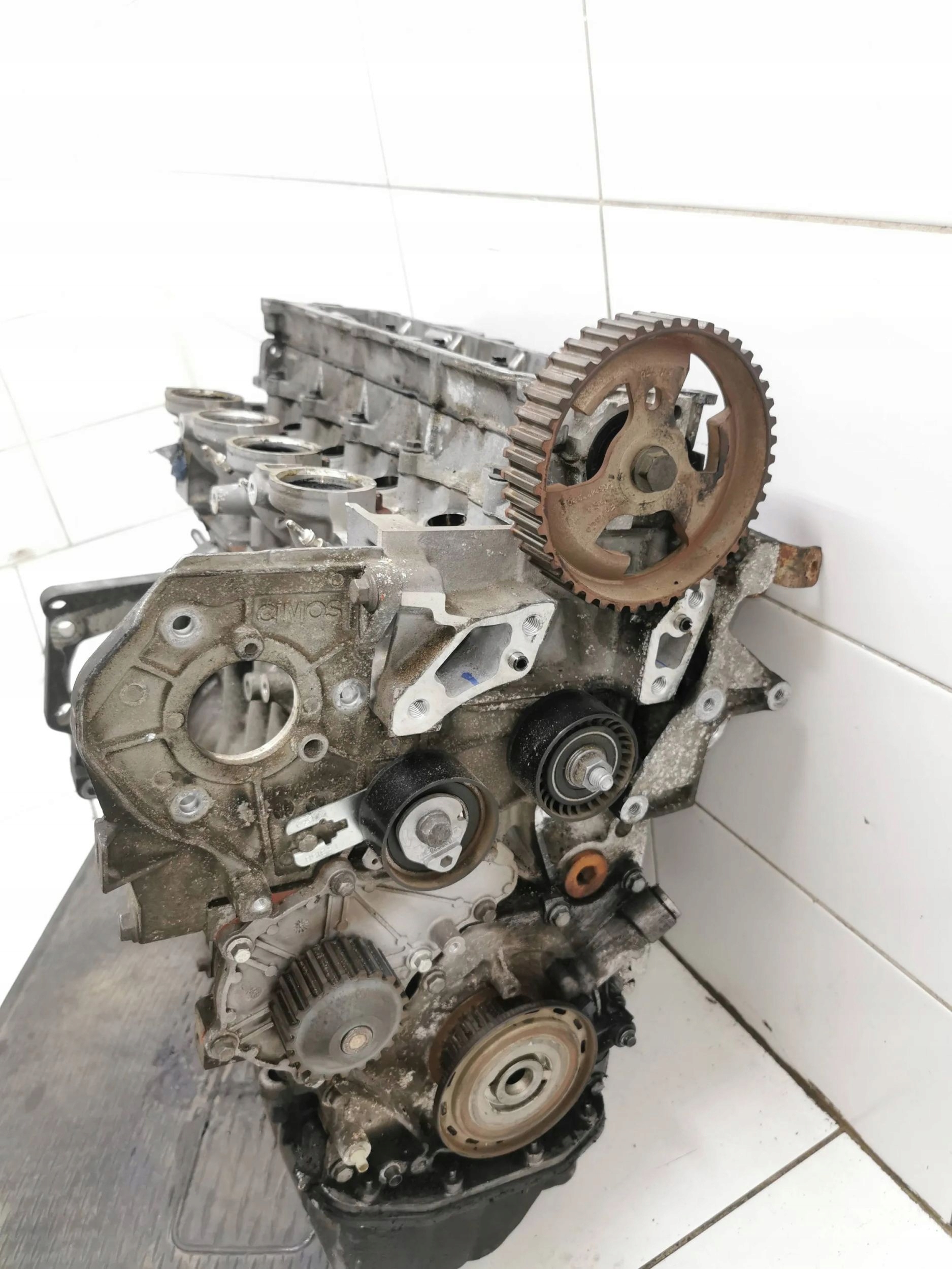 Moteur 8HT (DV4TD) — vue 3