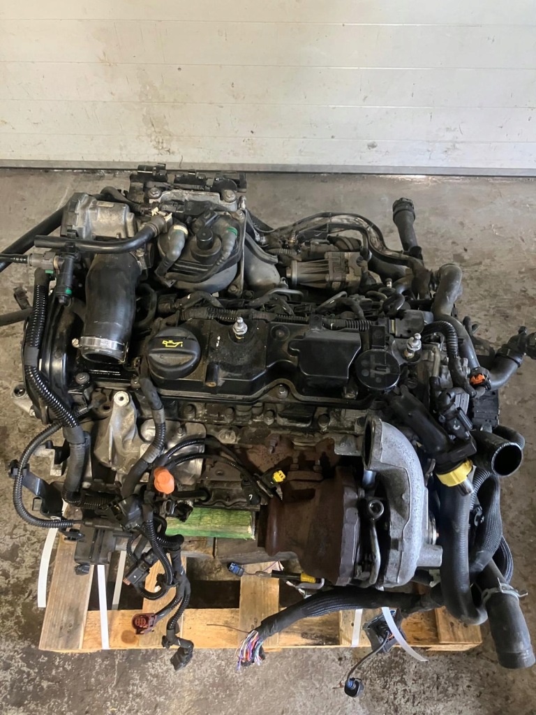 Moteur 9HC (DV6C) — vue 2