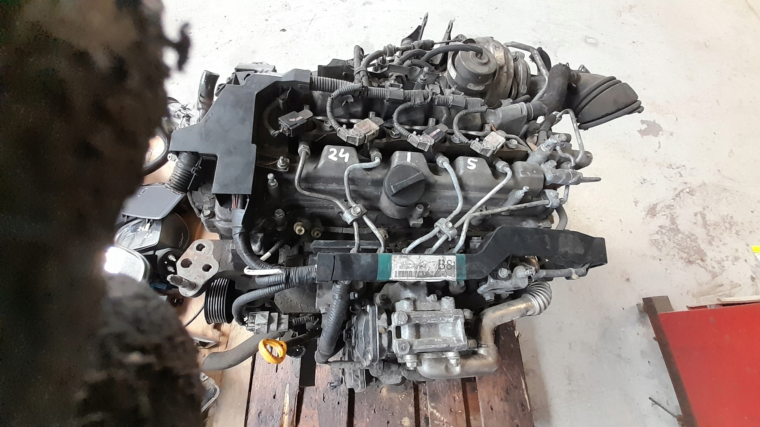 Moteur 1AD-FTV — vue 1