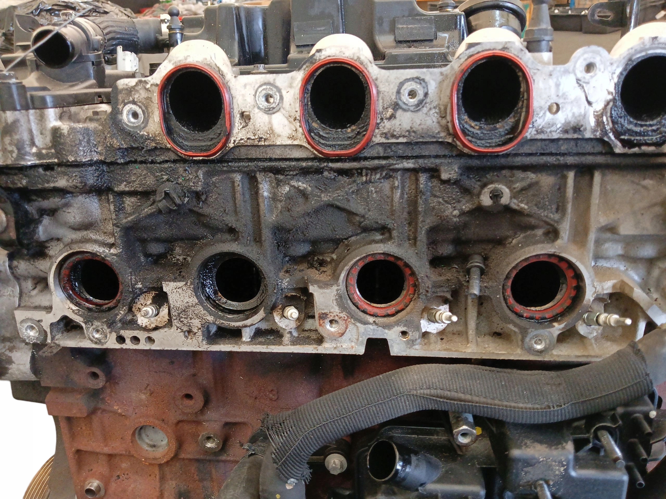 Moteur 4HK — vue 3