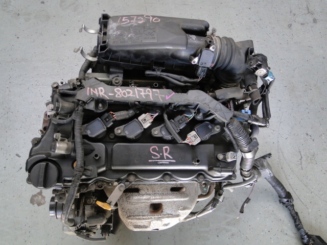 Moteur 1NR-FE — vue 1