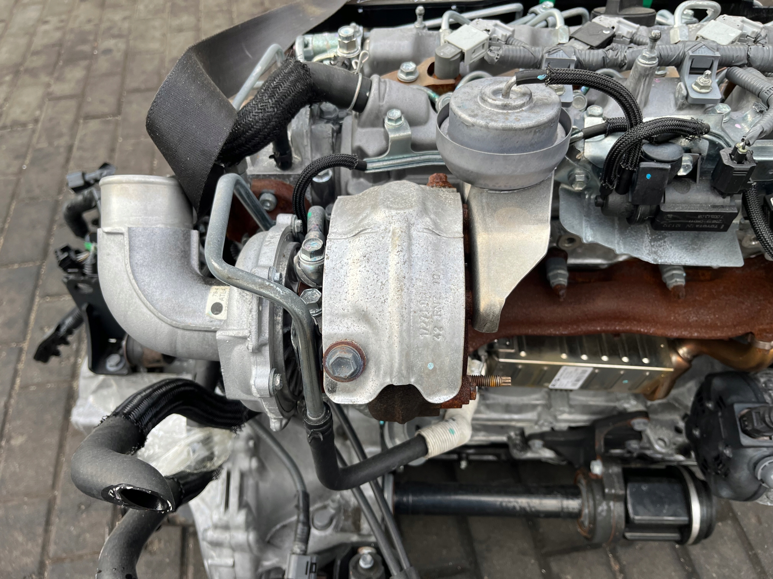 Moteur 1AD-FTV — vue 4