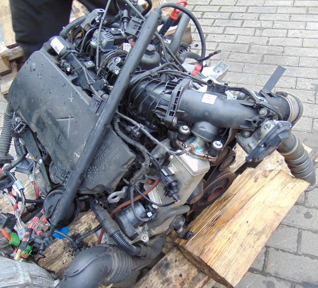 Moteur N47 D20 C — vue 2