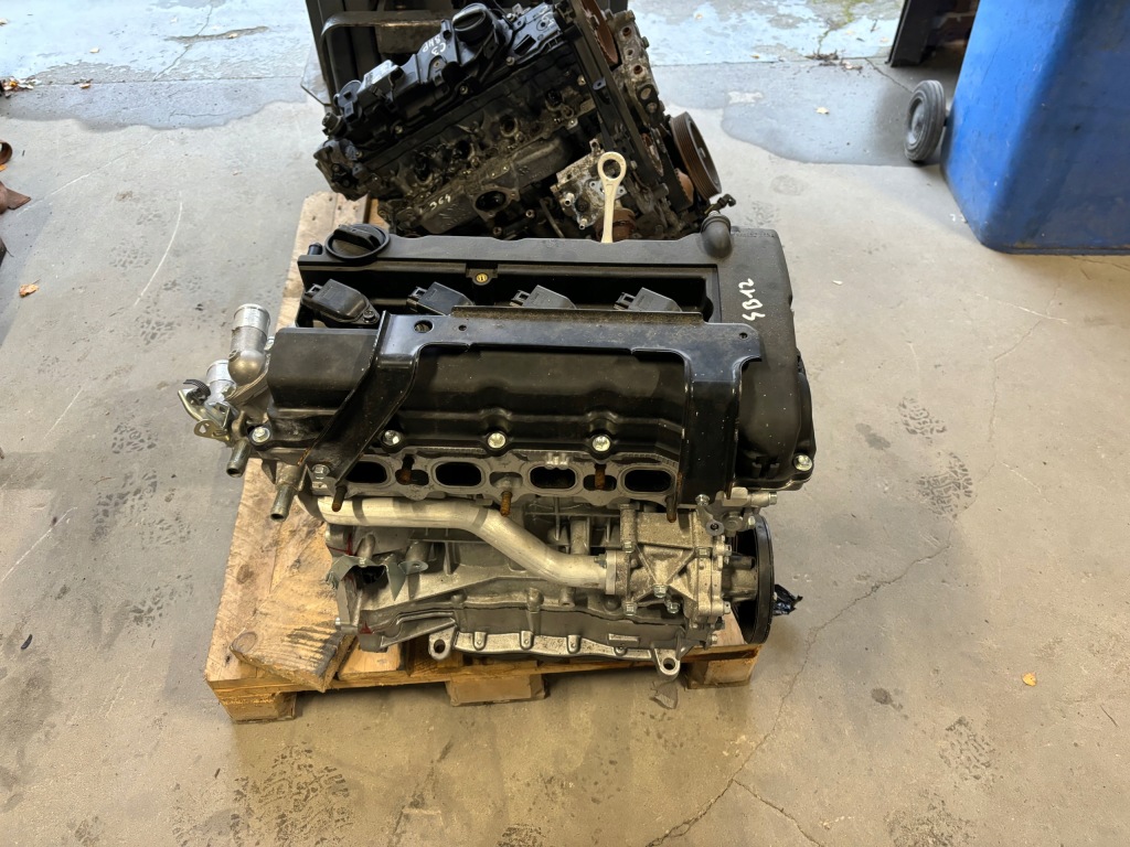 Moteur 4B12 - Image 1