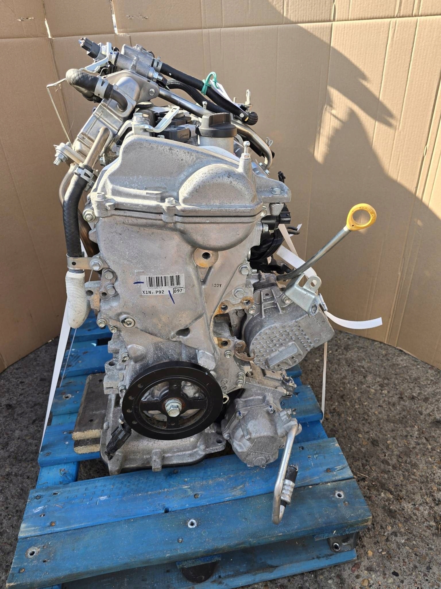 Moteur 1NZ-FXE — vue 1