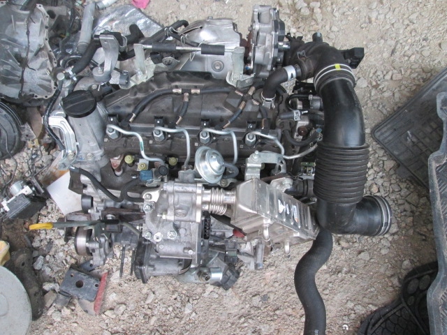 Moteur 1ND-TV — vue 1