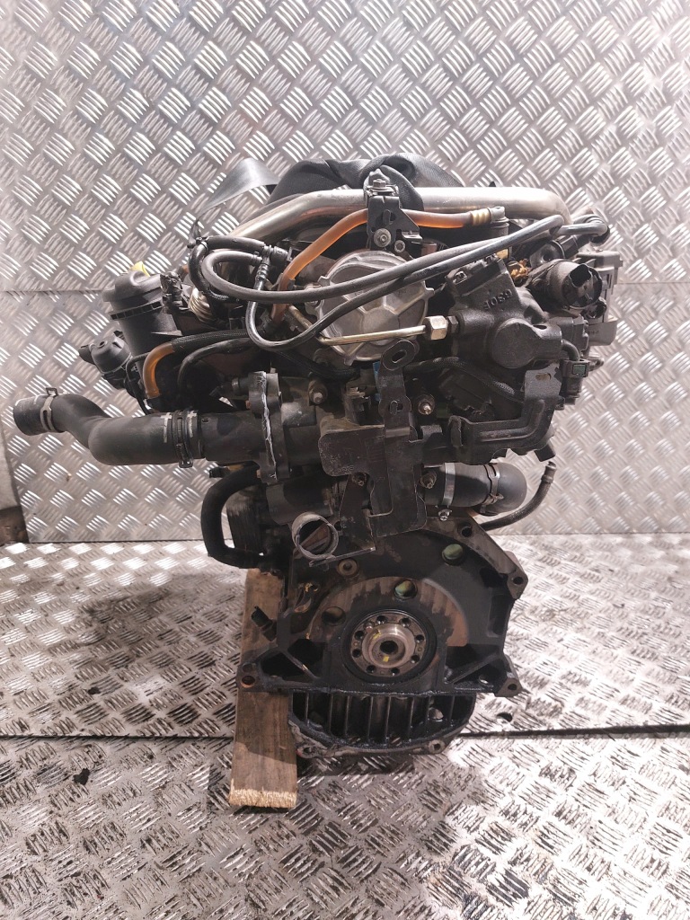 Moteur RHF (DW10BTED4) — vue 2