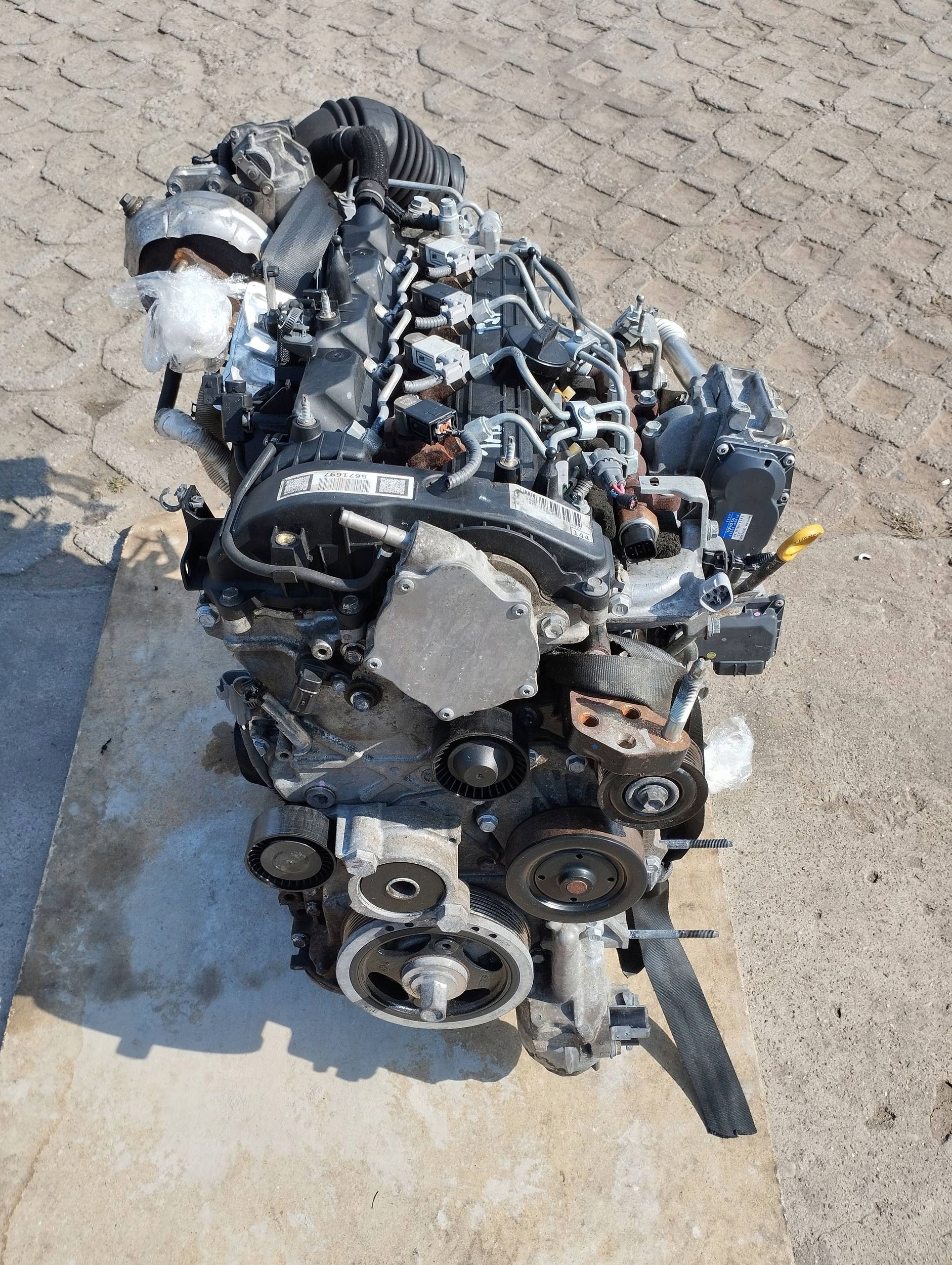 Moteur 1AD-FTV — vue 2