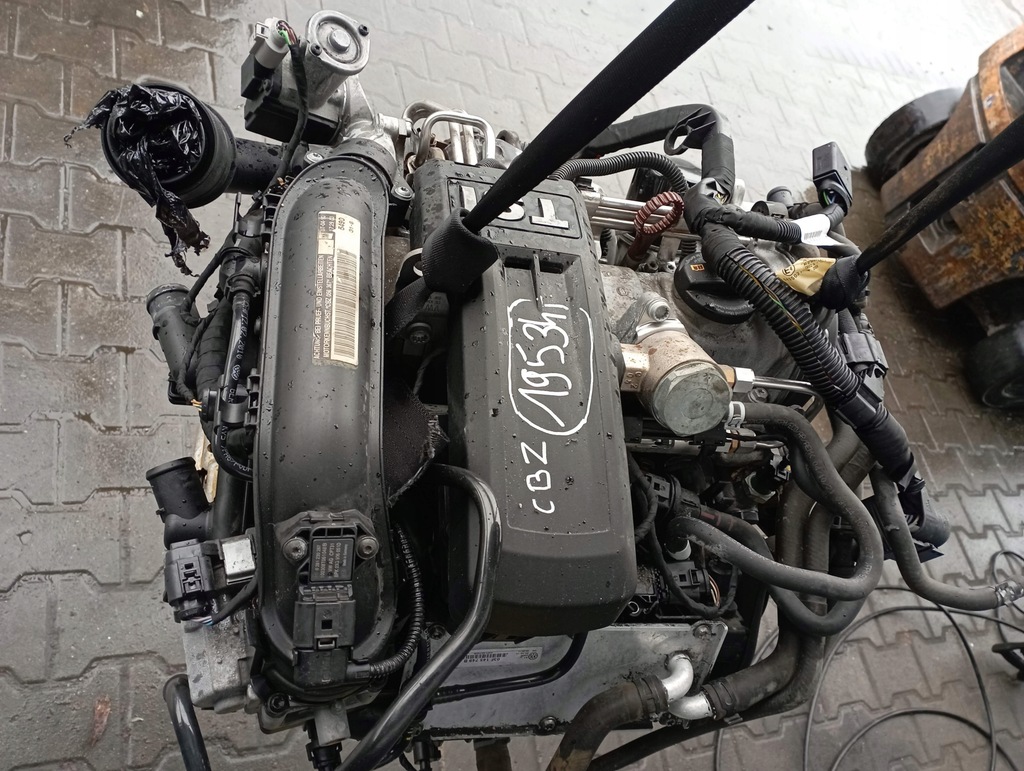 Moteur CBZA — vue 3