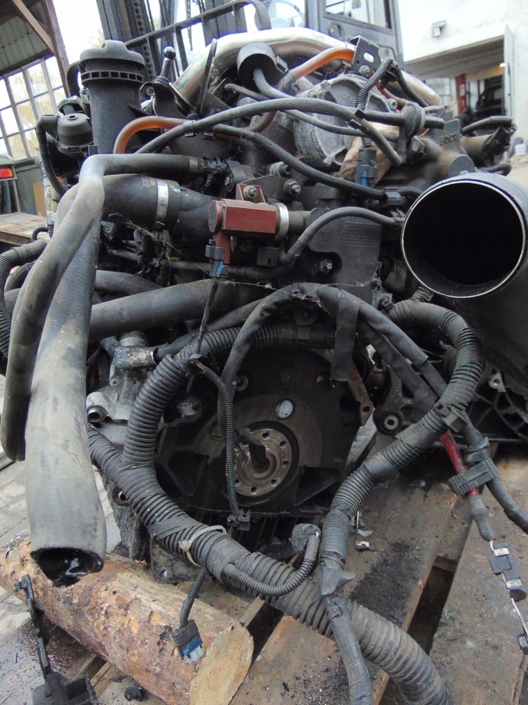 Moteur D 4204 T — vue 4
