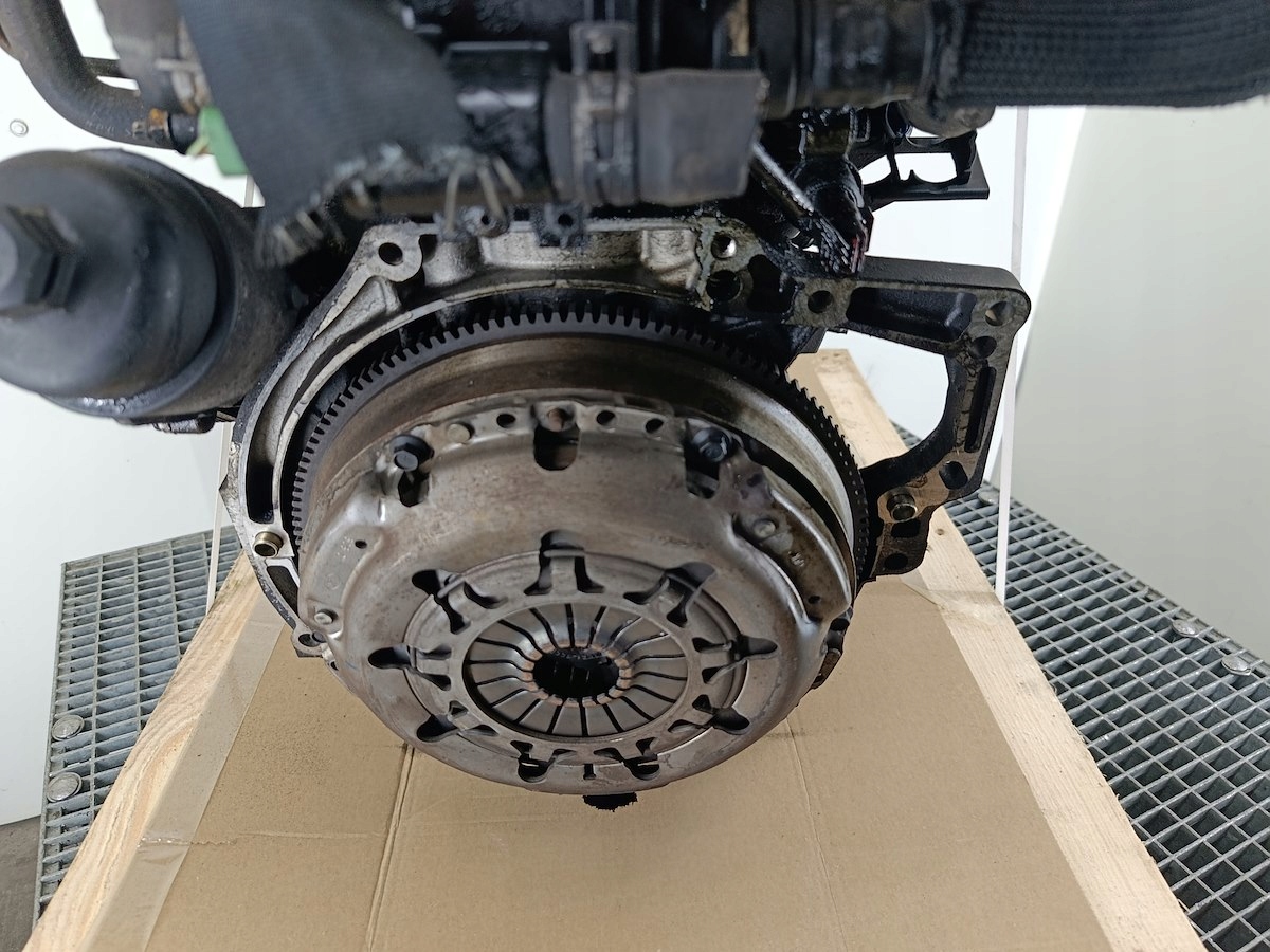 Moteur F6JA — vue 3