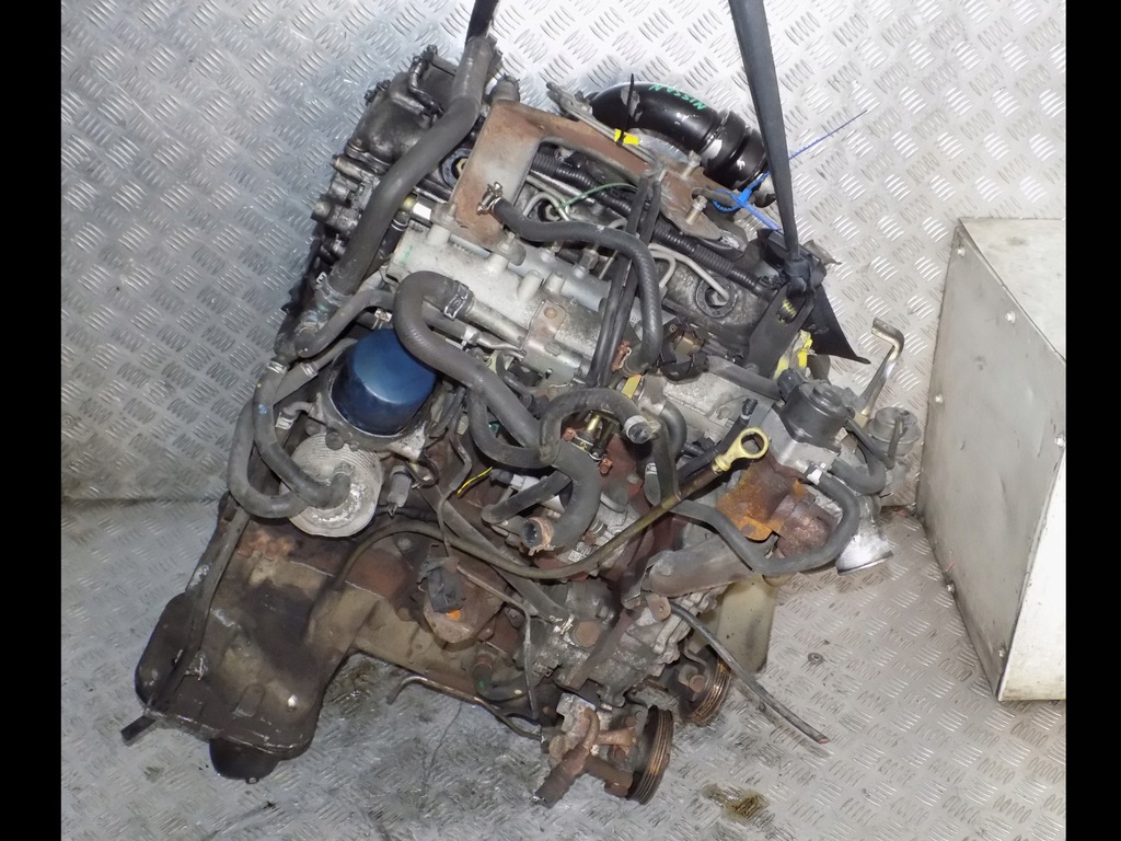 Moteur YD25DDTi — vue 1