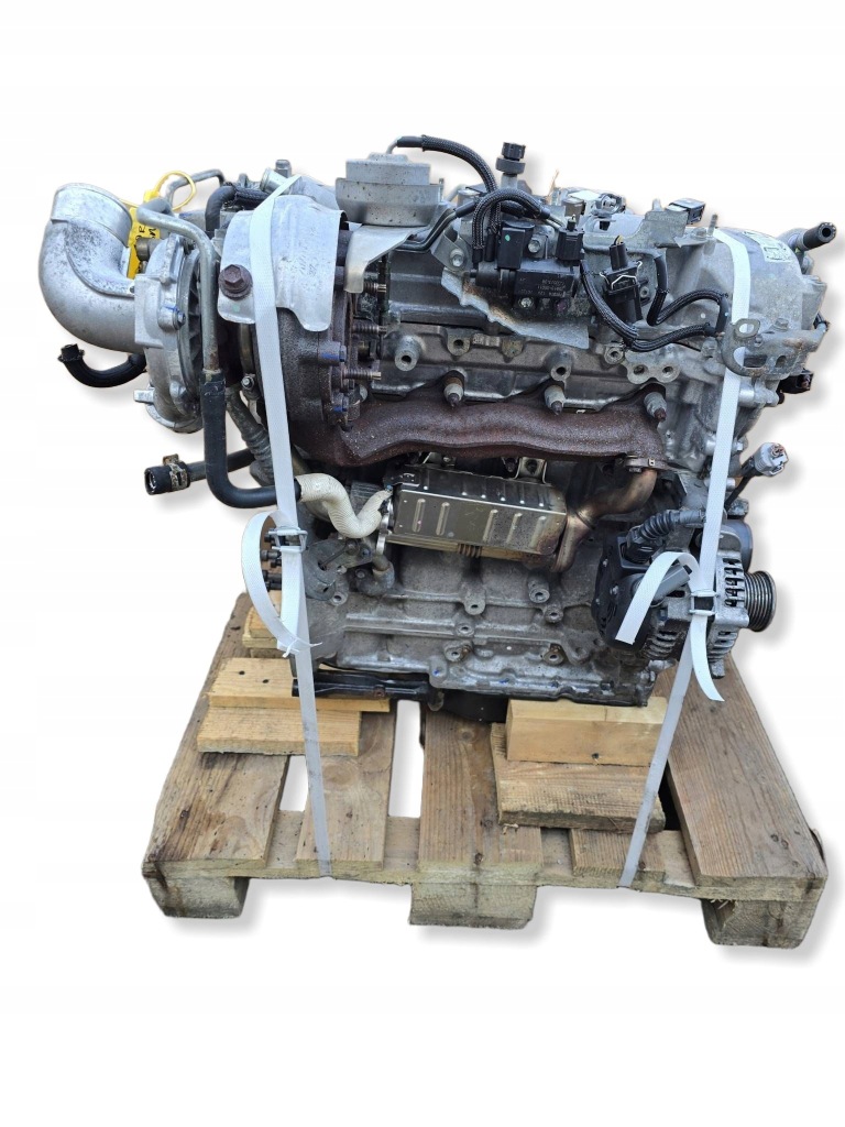 Moteur 1AD-FTV — vue 2
