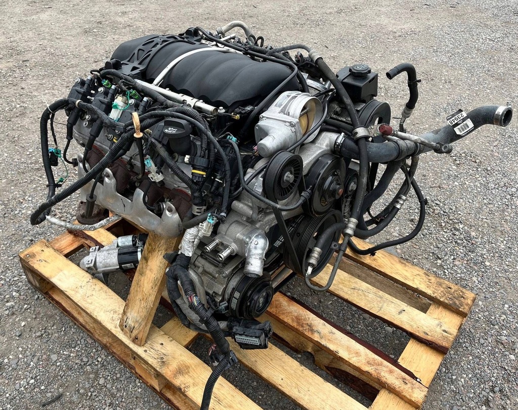 Moteur L99(376CUV8) — vue 1