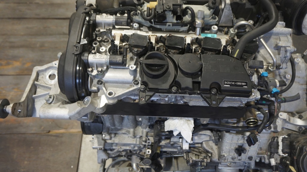 Moteur B 4204 T46 — vue 2