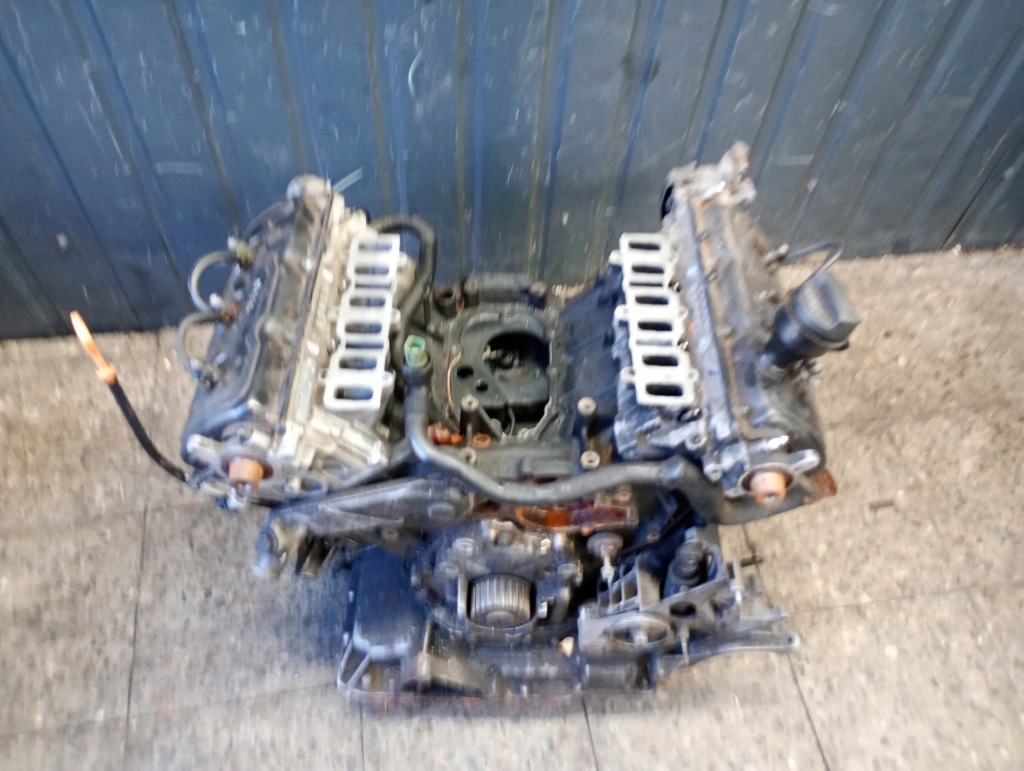 Moteur AFB — vue 1