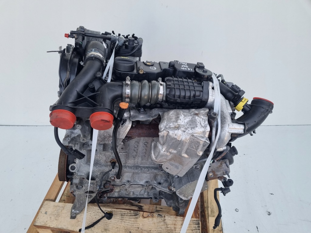 Moteur 9HP (DV6DTED) — vue 1